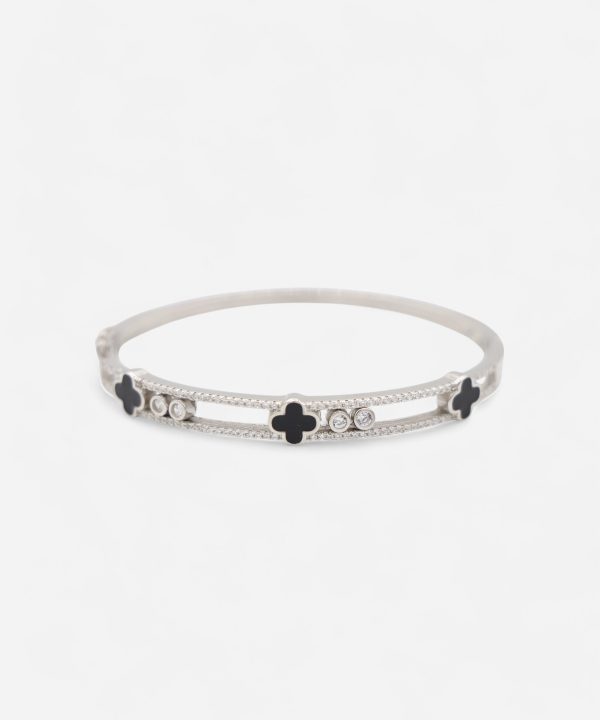 Elegance Noir Clover Bracelet