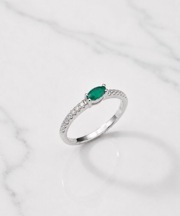 Silver Ring - R00585